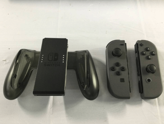 Switch开发机被拍卖：成交价高达7600元！
