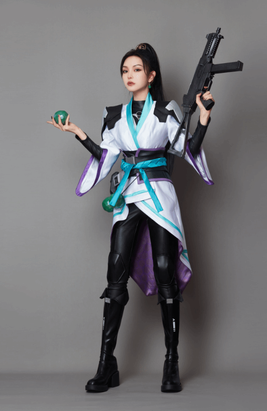 妥妥的撕漫女！周扬青晒《无畏契约》贤者cos照