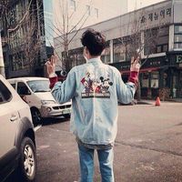 背影帅气冷酷的男生QQ头像